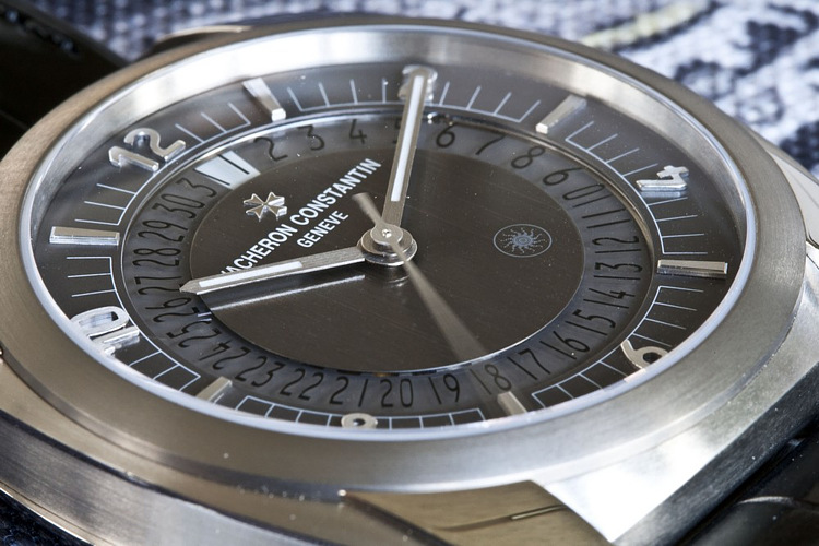Часы Quai de I’Ile Automatic